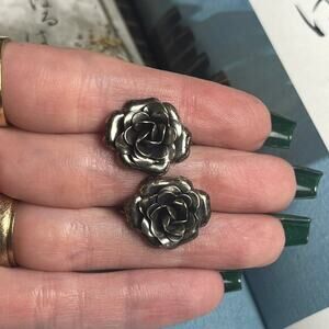 Vintage 925 Sterling silver artisan rose flower romantic earrings comfortable